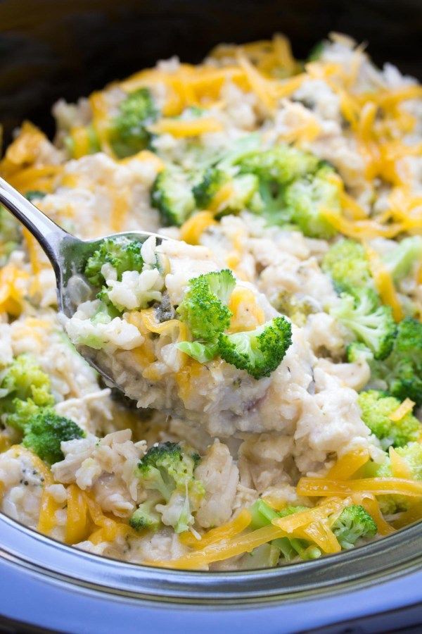 slow -cooker-cheesy-broccoli-and-rice-casserole