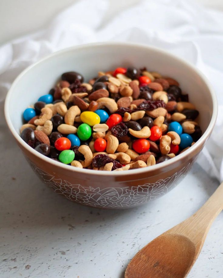 homemade-trail-mix-snacks-idea-for-kids