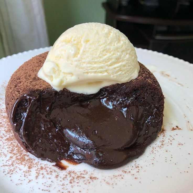 gluten-free-chocolate-lava-cake