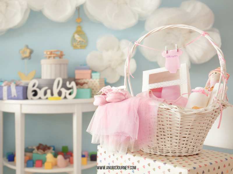 white-baskets-for-diy-baby-shower-gifts