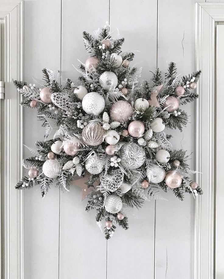 frosted-winter-wreath-diy-wreaths-for-every-season