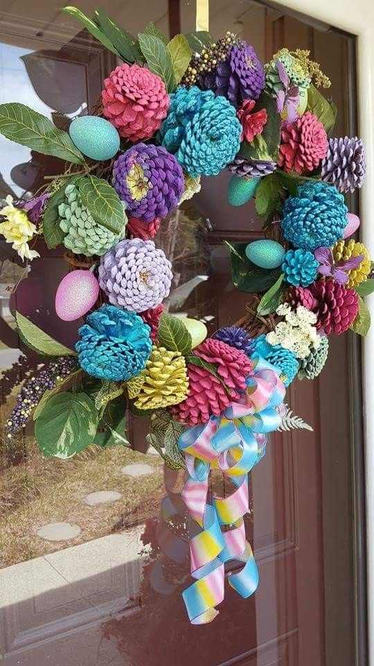 acorn-and-pinecone-wreath