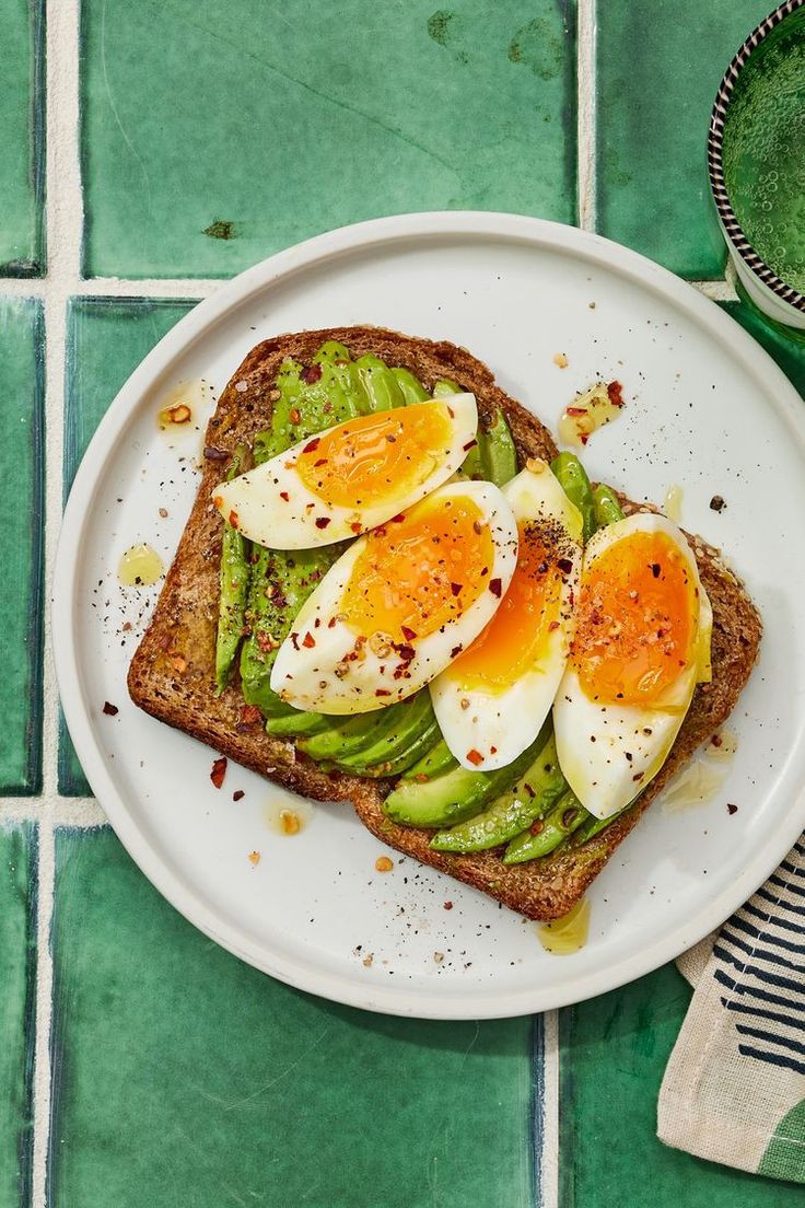 breakfast-for-dinner:-eggs-&-avocado-toast