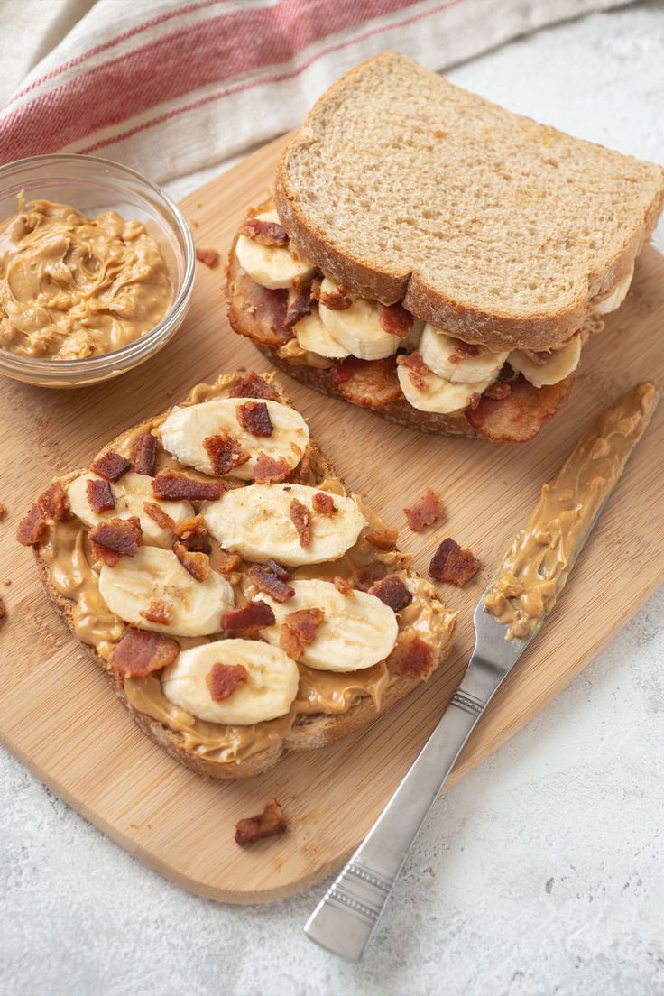 peanut-butter-and-banana-sandwich