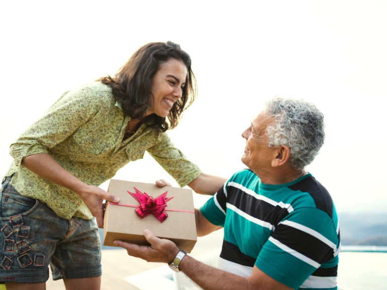 30 Valentine&rsquo;s gift for dad from daughter