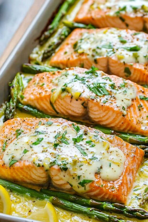 one-pan-lemon-garlic-salmon-with-asparagus