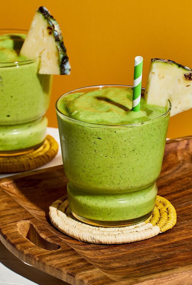 green-smoothie-breakfast-recipes-to-start-your-day