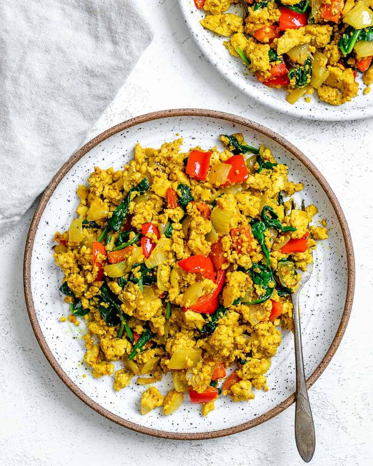 scrambled-tofu-with-veggies