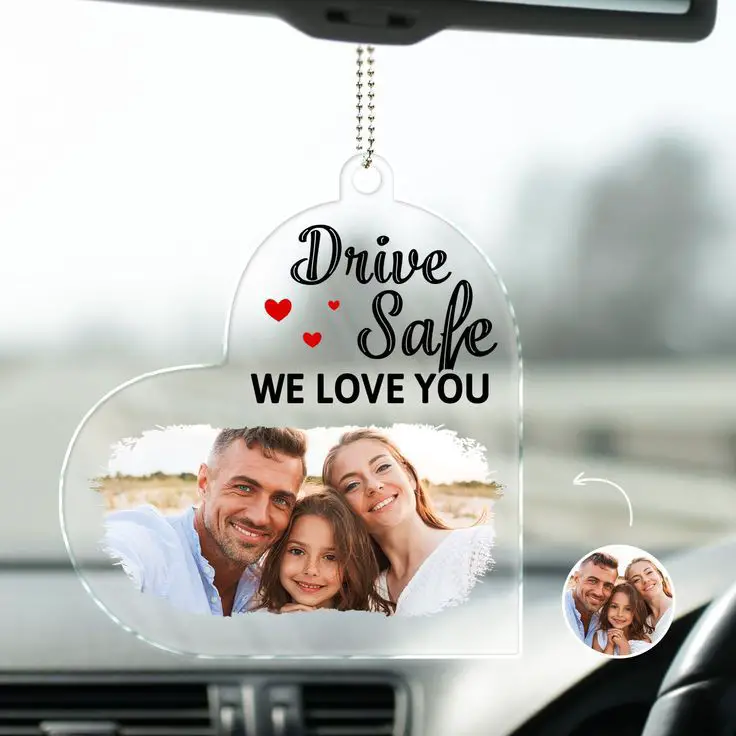 personalized-dad's-taxi-sign-on-the-car