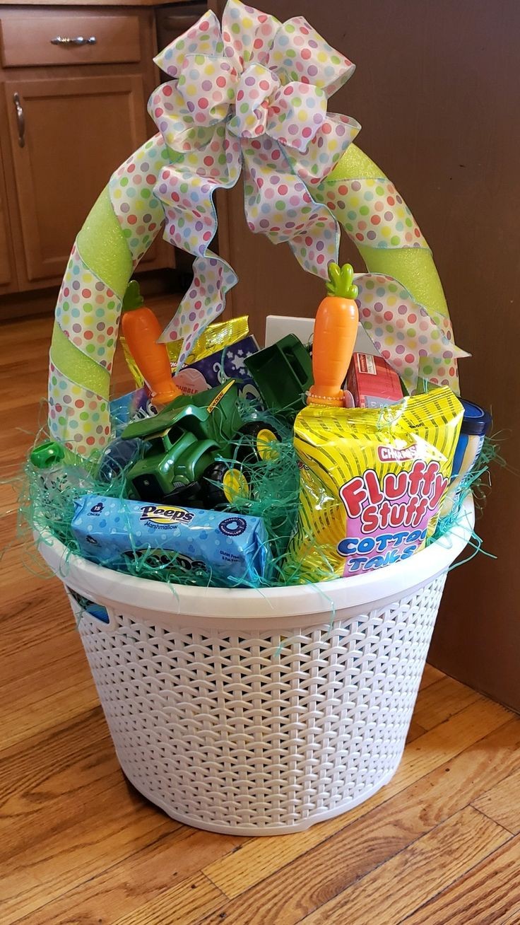 dorm-room-basket-easter-basket-ideas-for-college-students