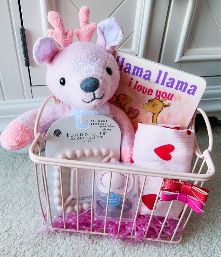 valentine's-day-pajama-basket