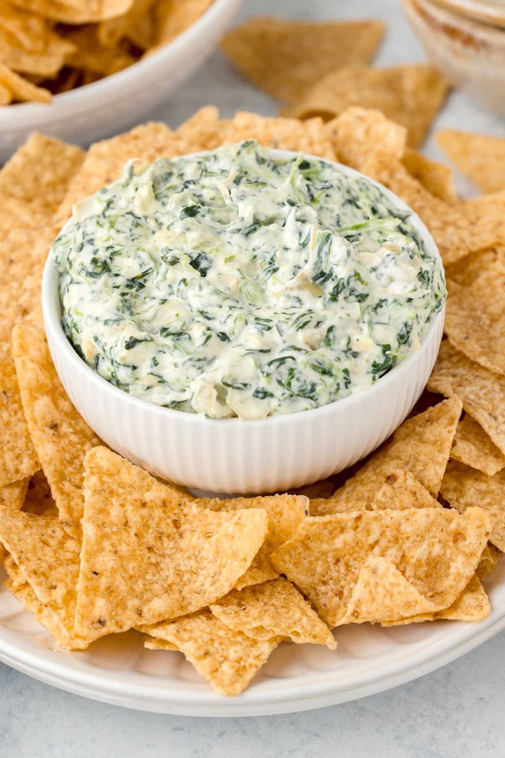 spinach-and-artichoke-dip-easter-potluck-ideas