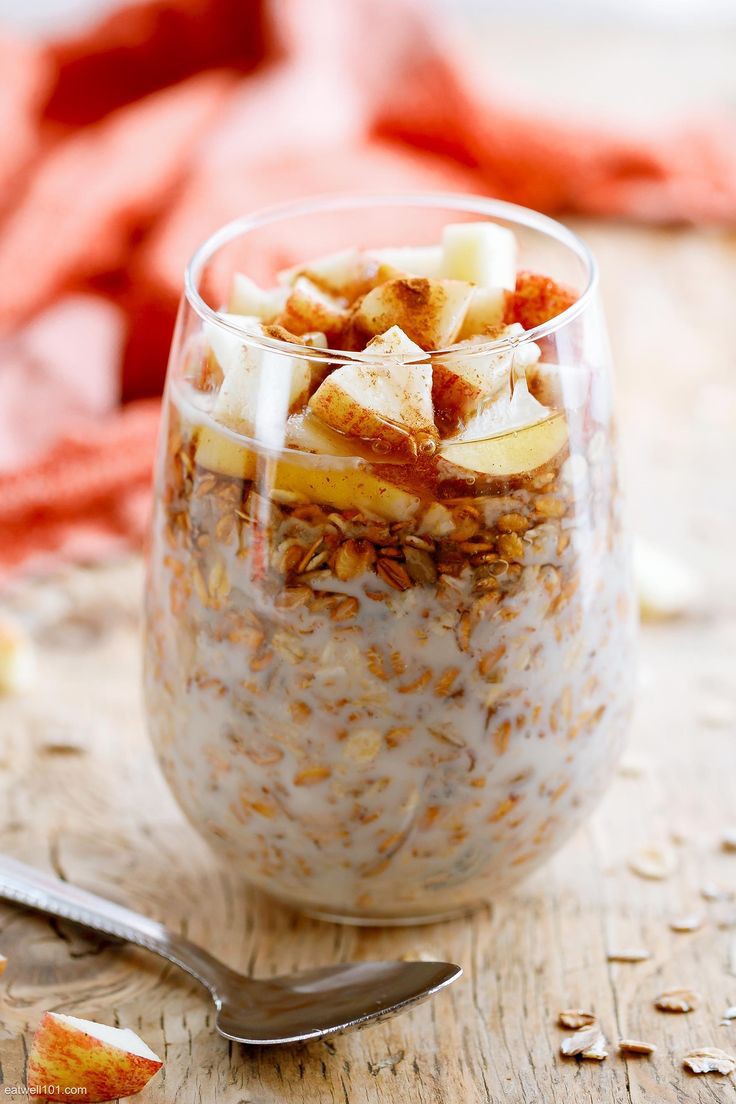 apple-cinnamon-overnight-oats