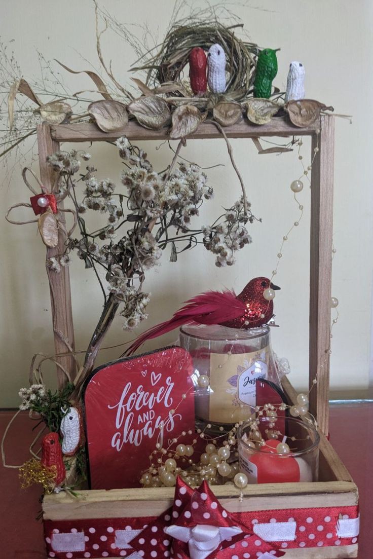 love-birds-nesting-tray-valentine-tiered-tray-ideas