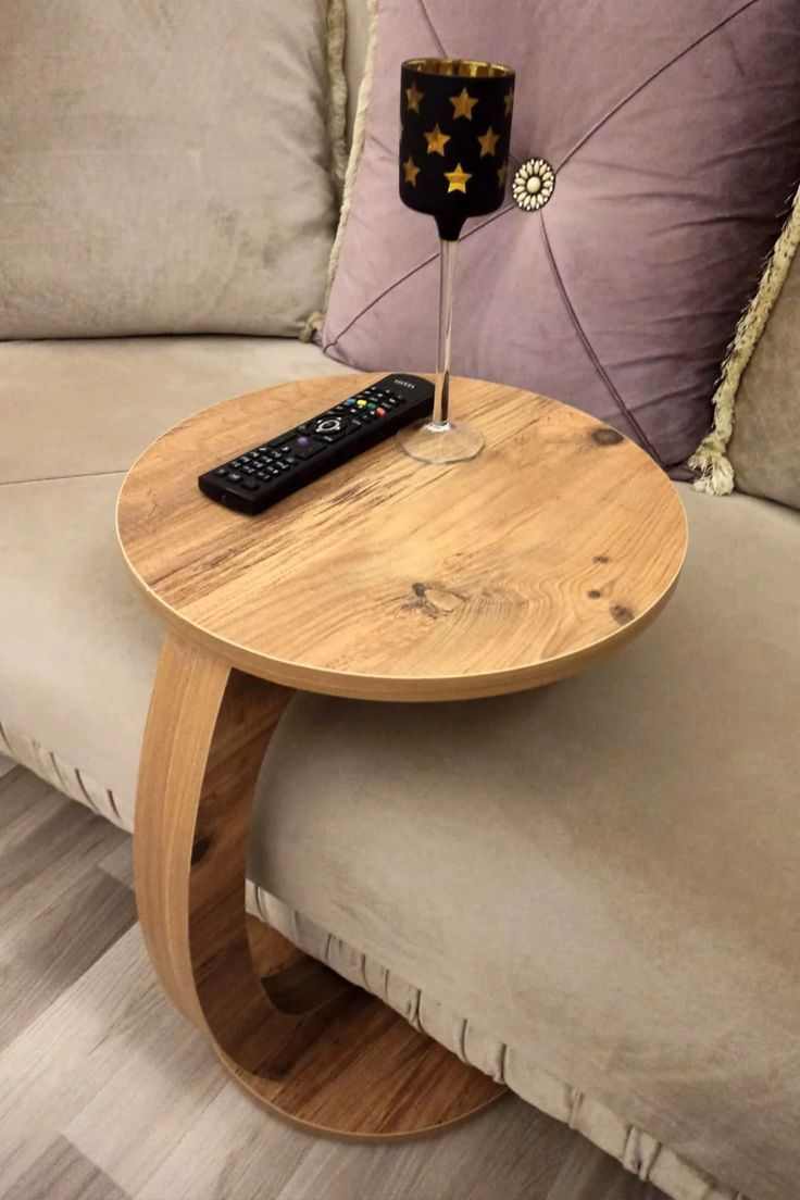 chairside-table-or-c-shaped-end-table