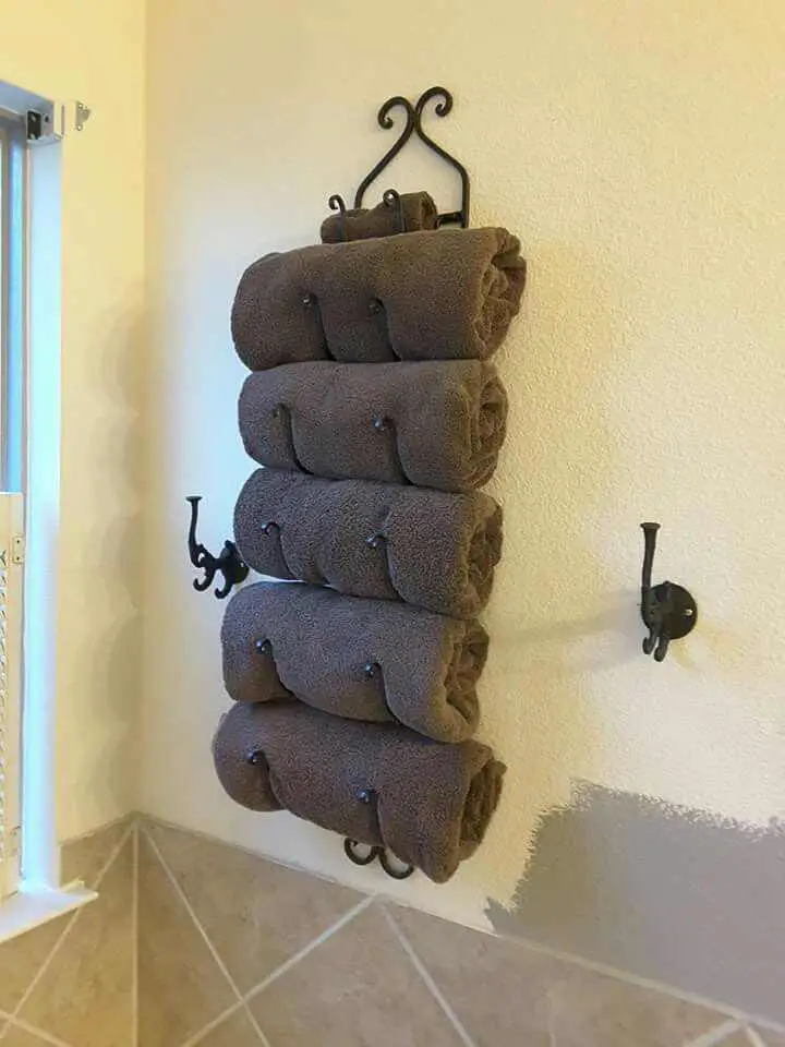 corner-towel-rack