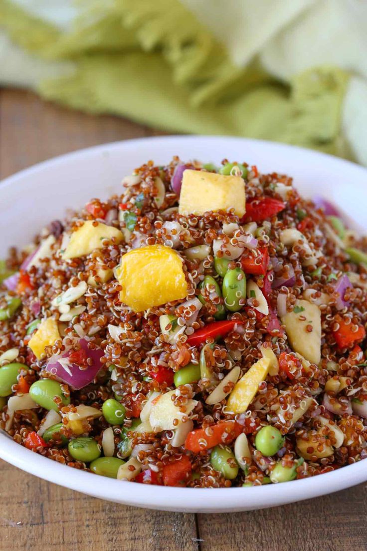 tropical-fruit-and-quinoa-salad-breakfast-recipes-to-start-your-day