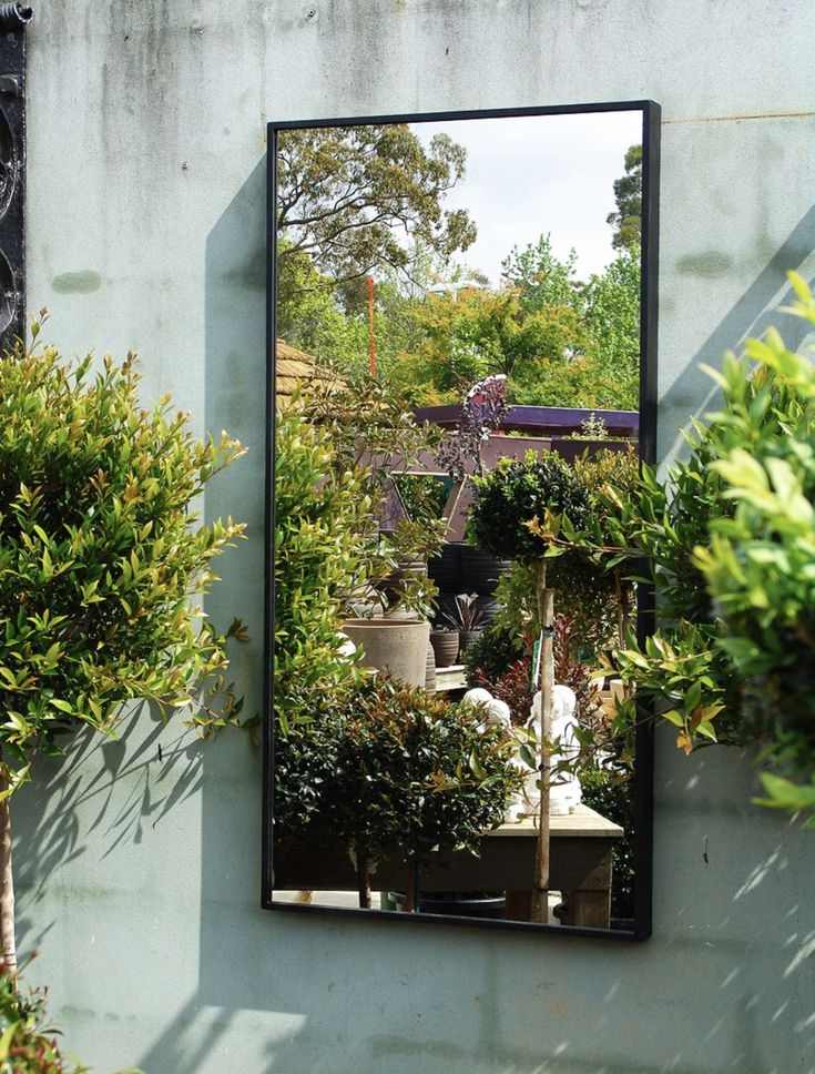 decorative-outdoor-mirror-outdoor-patio-decor-ideas