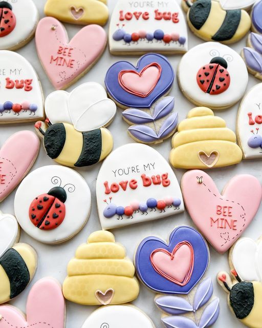 love-bug-cookies-valentine-cookie-decorating-ideas