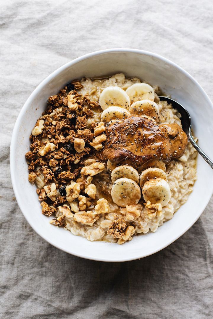 oatmeal-with-almond-butter-and-banana