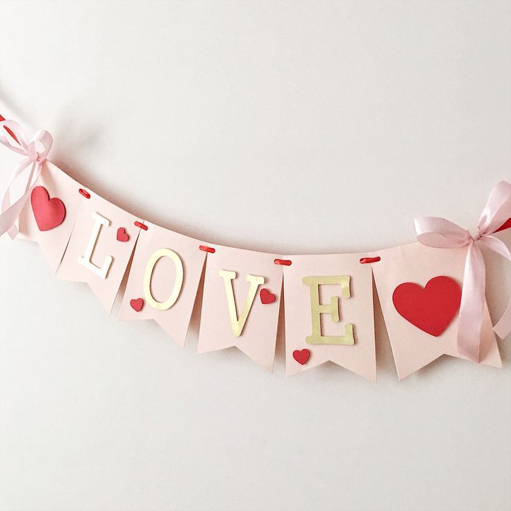 love-banner-valentine's-day-crafts-for-adults