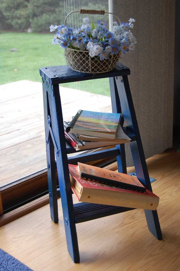 small-step-stool-or-ladder-with-shelves-bedside-table-ideas-for-small-spaces