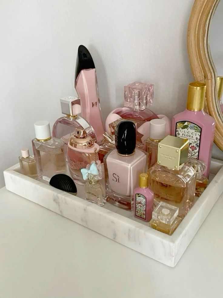 vanity-trays-makeup-vanity-decor-ideas