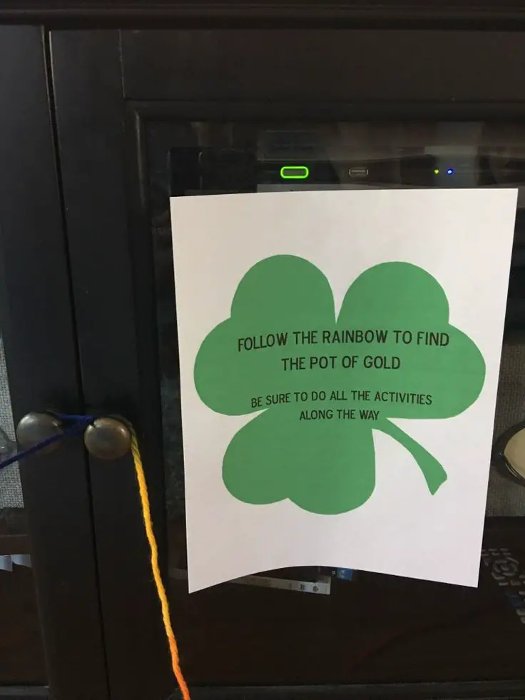 pot-of-gold-treasure-hunt-st-patrick's-day-party-ideas