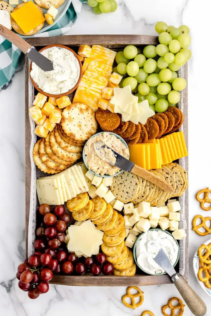 cheese-and-crackers-spring-picnic-ideas