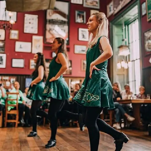 irish-dance-off-st-patrick-day-office-ideas