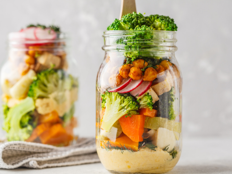 25 Creative Mason Jar Crafts you&rsquo;ll love