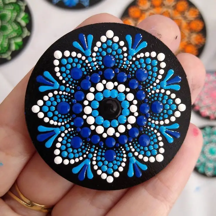 easter-mandala-rock-art