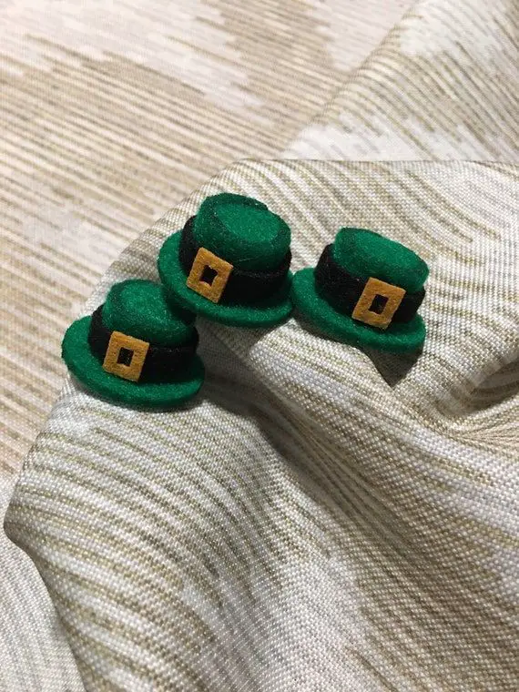 leprechaun-hat-toss-st-patrick's-day-party-ideas