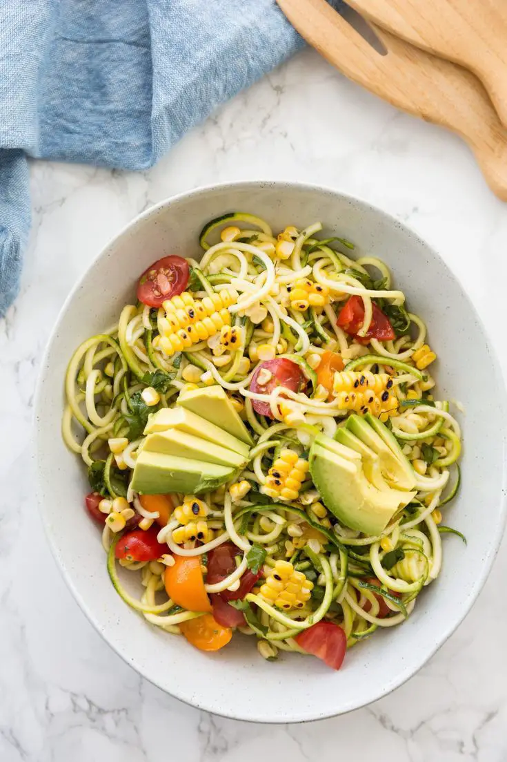 zucchini-noodle-salad