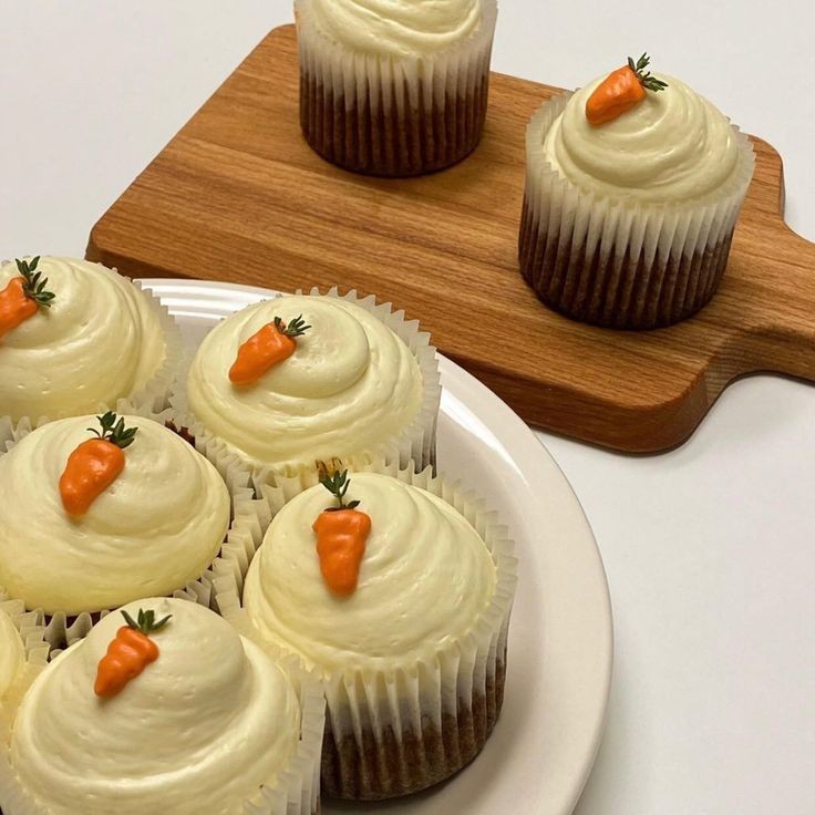 carrot-cake-cupcakes-easter-food-ideas