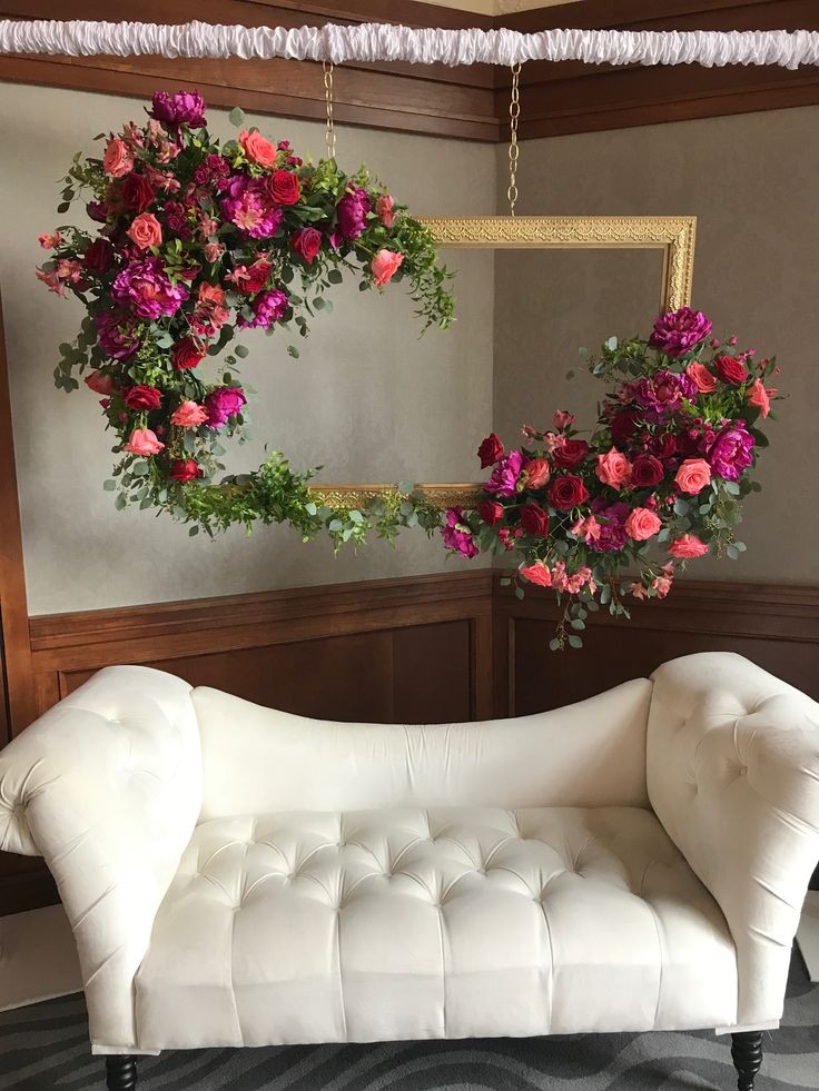 hanging-floral-arrangement