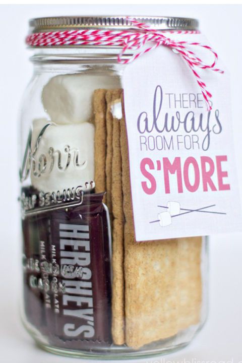 mason-jar-s'mores-kit