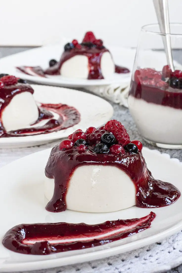 vegan-panna-cotta-desserts