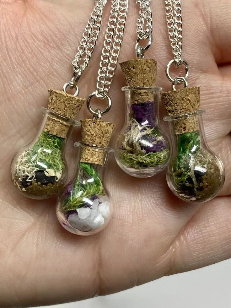 diy-spring-terrarium-necklace