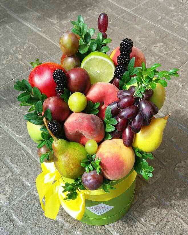 display-fresh-fruit