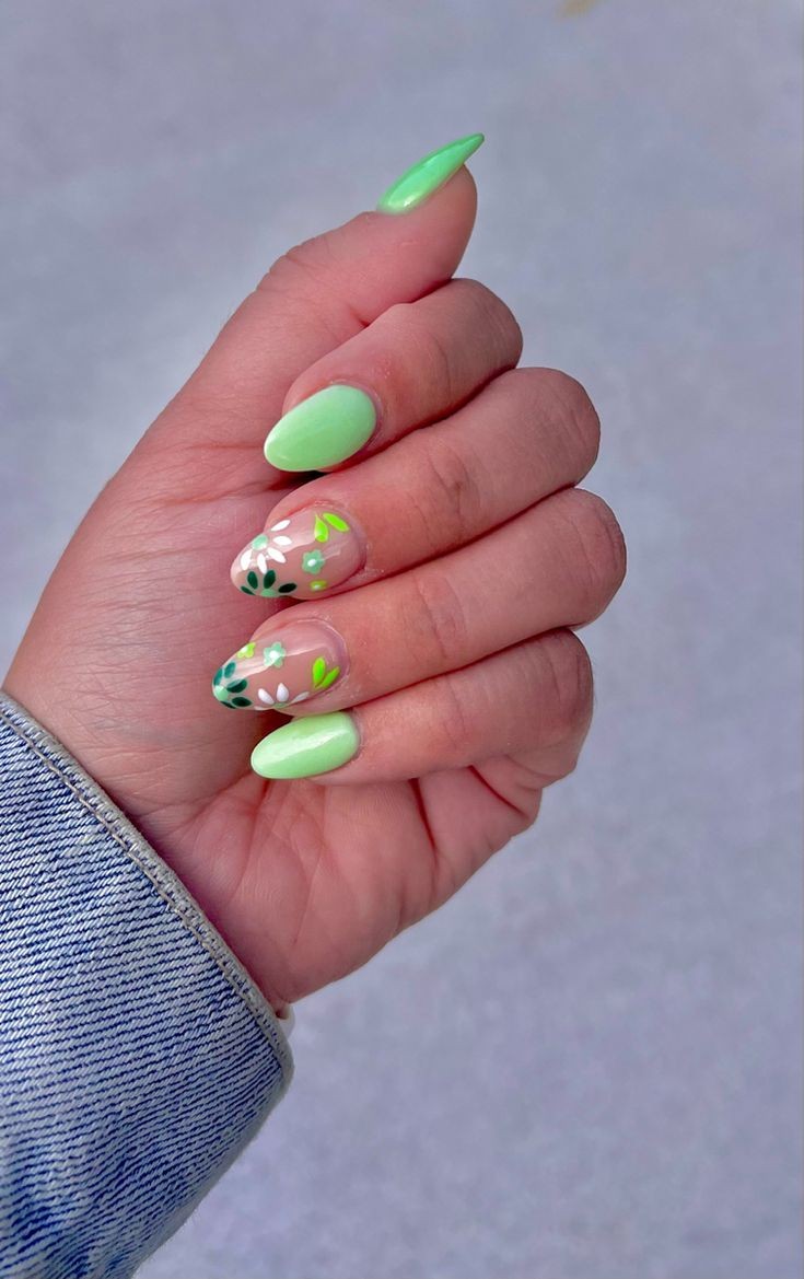 leafy-greens-spring-nail-art-designs