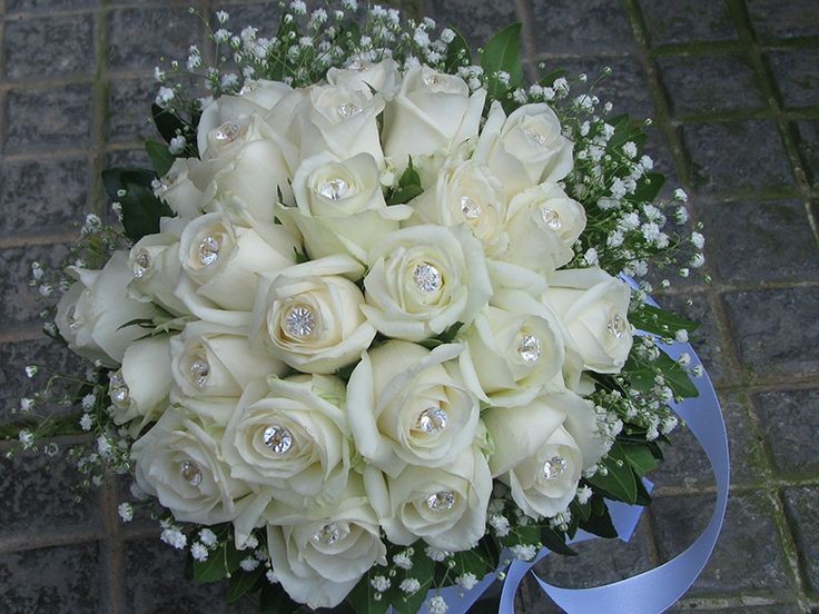 rosemary-and-white-roses-spring-flower-arrangements