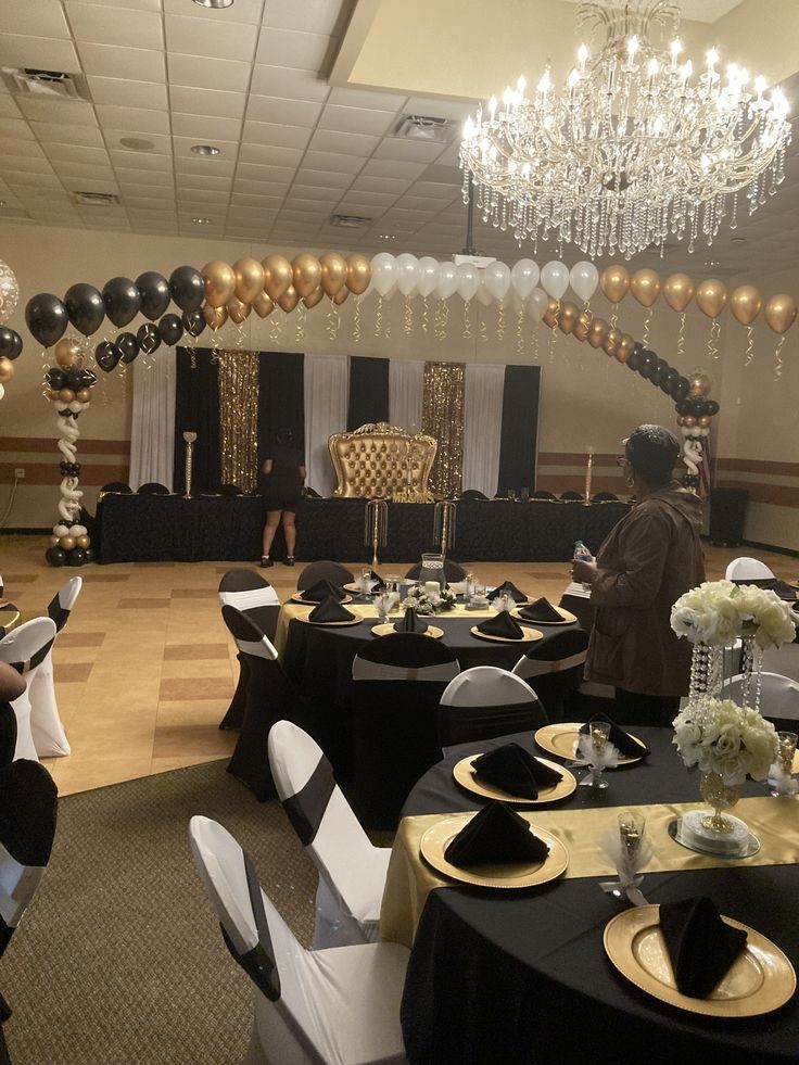 black-tie-elegance-stunning-wedding-themes