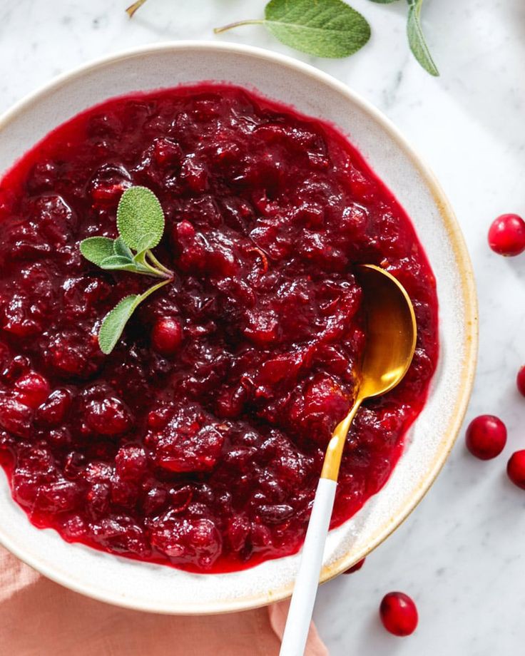 cranberry-sauce-easter-dinner-recipes