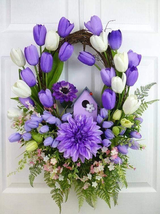 tulip-and-hydrangea-wreath