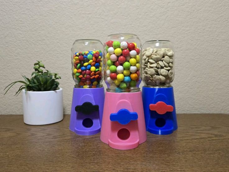 mason-jar-candy-dispenser-crafts