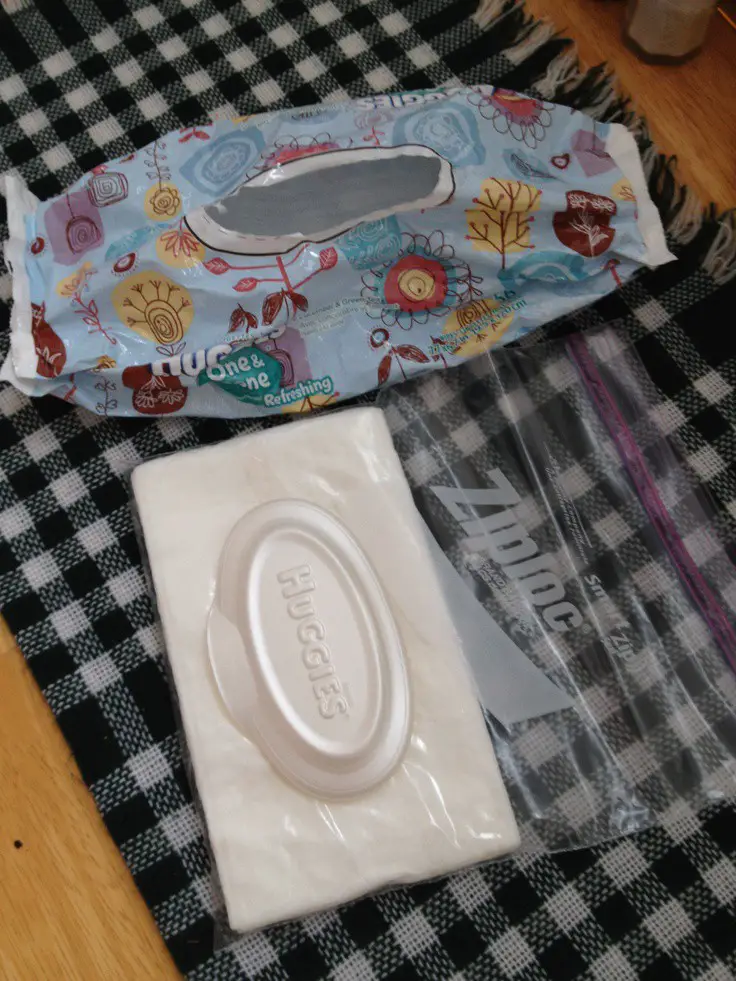 diy-baby-wipes-case