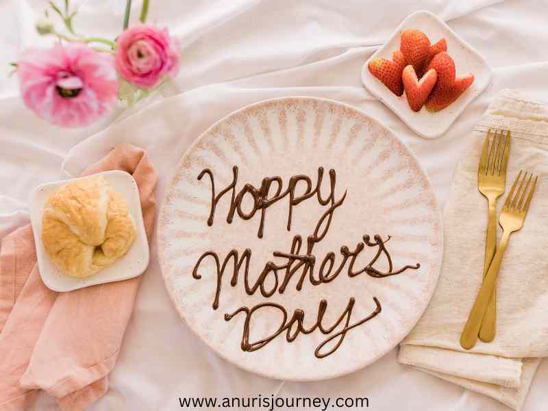 A-tabletop-set-for-brunch-with-a-plate-written-happy-mother's-day-inside-as-31-Gorgeous-Mothers-Day-Brunch-Ideas-That-Will-Impress-Mom