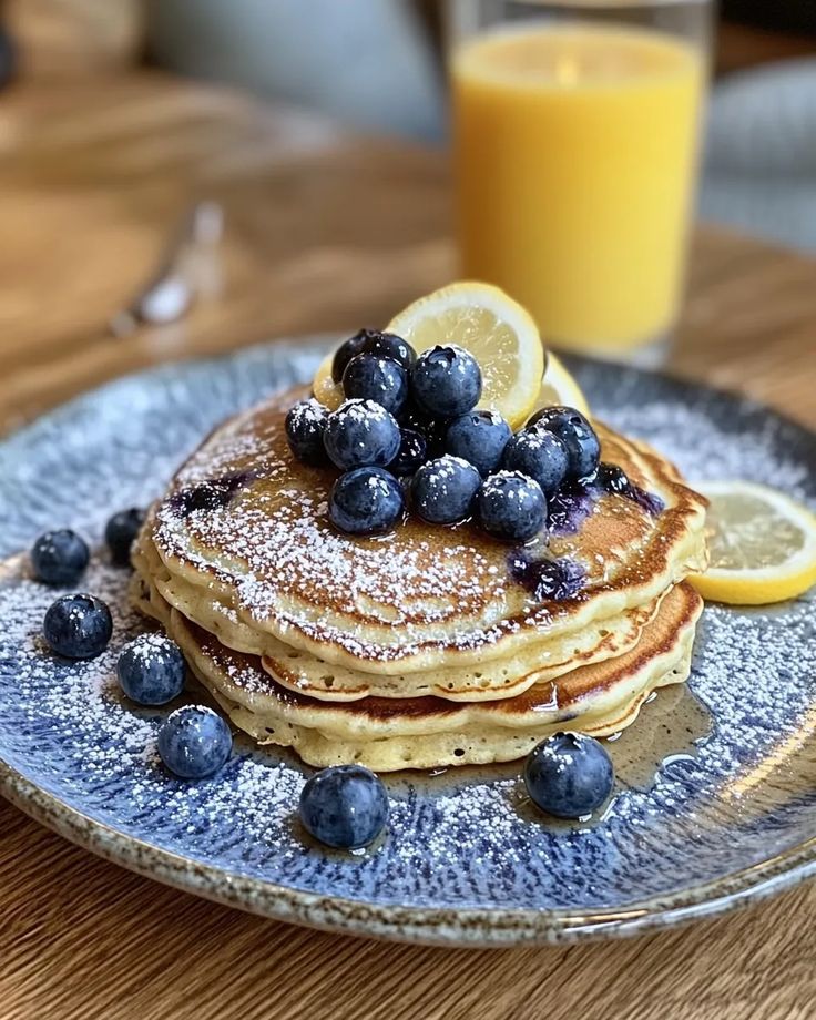 Blueberry-Lemon-Ricotta-Pancakes
