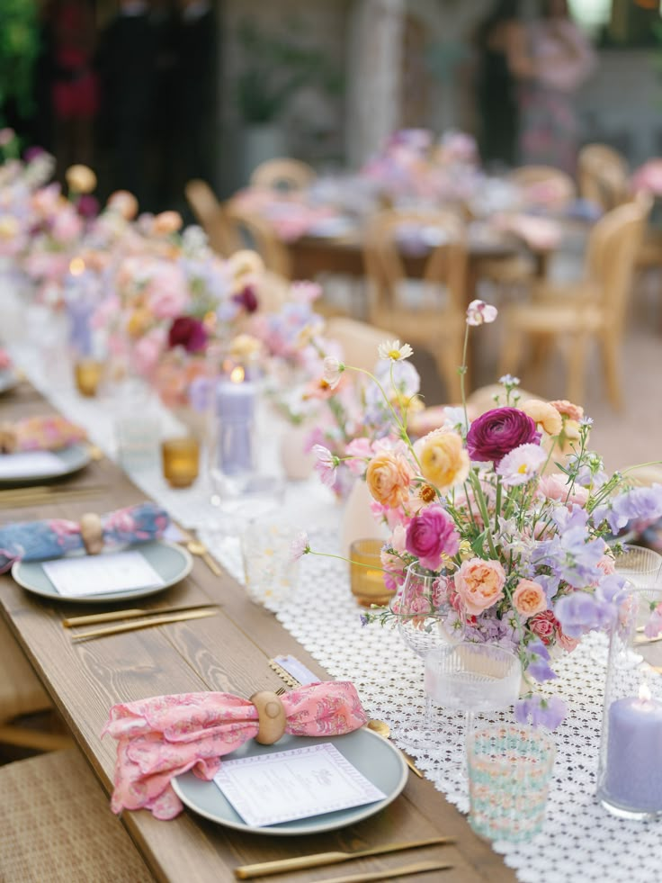 Chic-Pastel-Themed-Table